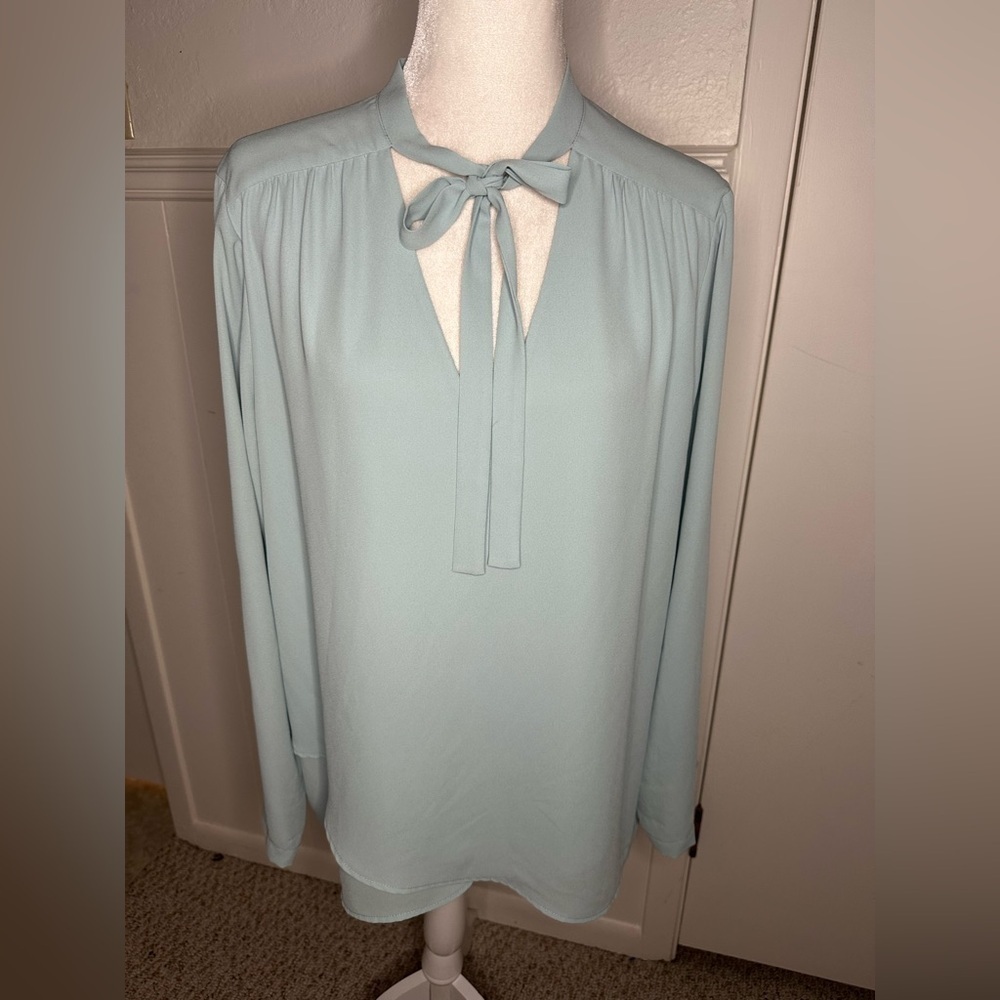 KAREN KANE CROSSOVER TOP SIZE XL
